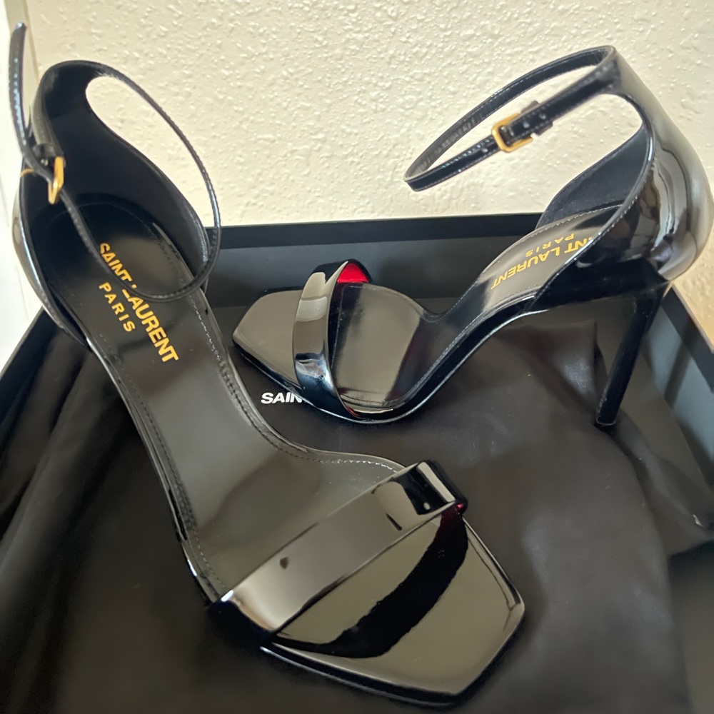 Saint Laurent Black Audio Jack Set